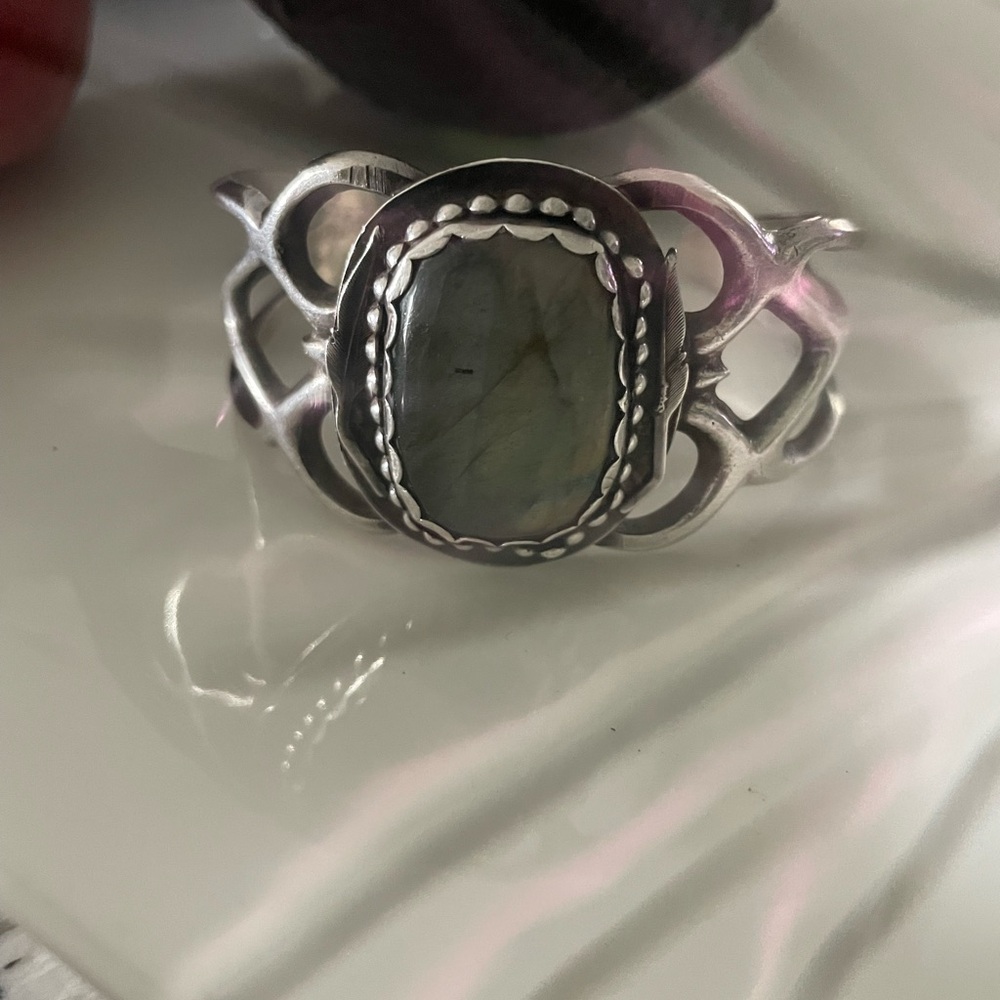 Cuff Bracelet  Labradorite  oval stone Navajo Sterling Silver Francis L. Begay